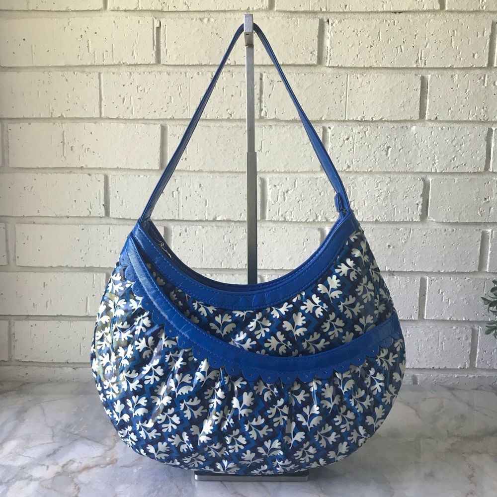 Vera Bradley Frill Blue Lagoon Hotsy Totsy Hobo Shoulder Bag
